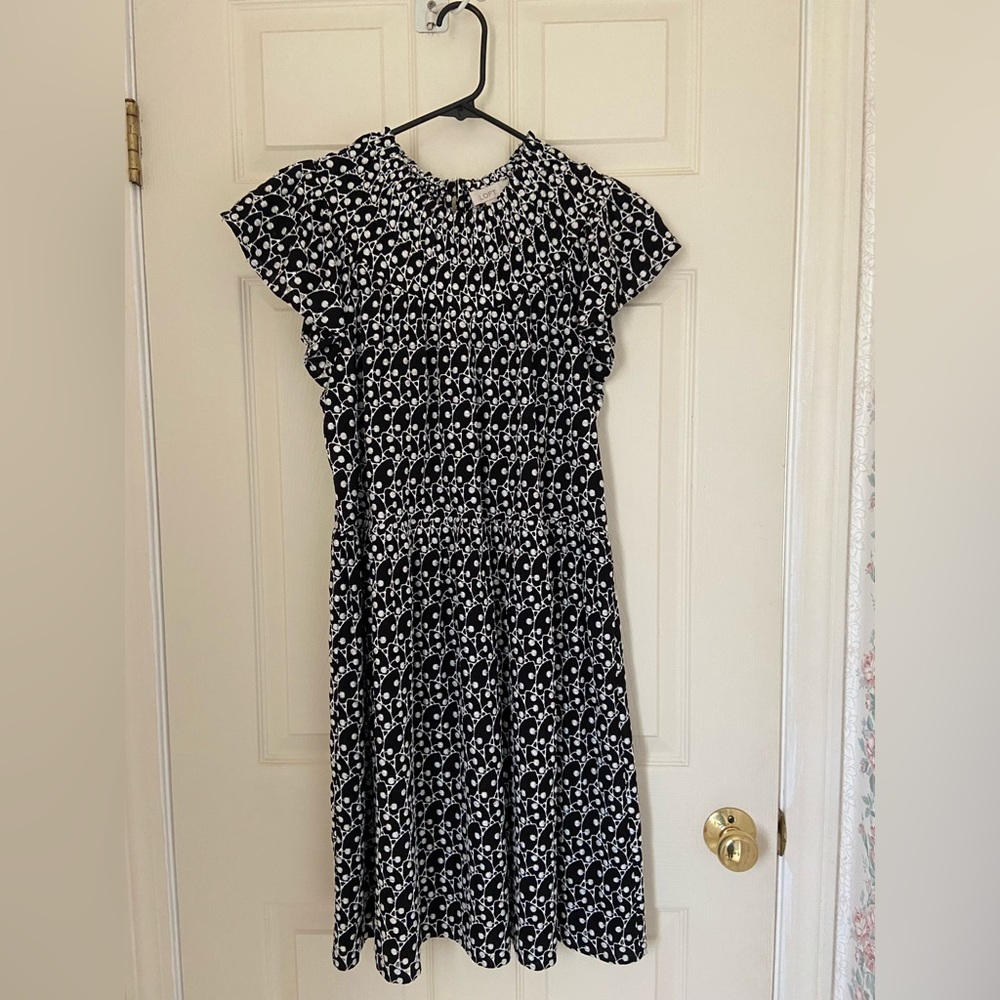 Embroidered LOFT black and white dress